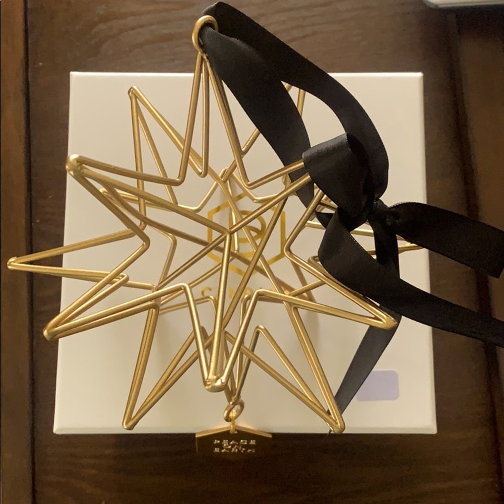 Star of Christmas Geometric Ornament